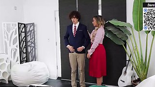 POV of a mature mummy enjoying rough fucky-fucky with her