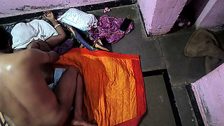 Baap ne sauteli beti ko jabbardasti chod diya