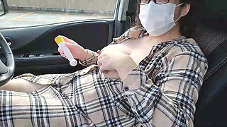 Married Woman Masturbating in the Car