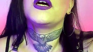 Sexy hottie Anetta Keys enjoys a solo toy masturbation