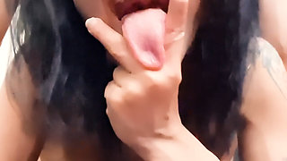 Wyld Yasmin Likes to Film Herself Getting Fucked