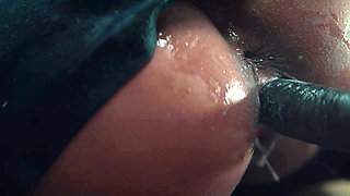 Alien Hentai Porn - Casca Zahara Caught by Monster Cock