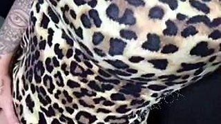 Big boob brunette masturbates on webcam