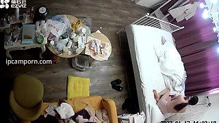 Amateur Hidden Cam with Dildo Wives