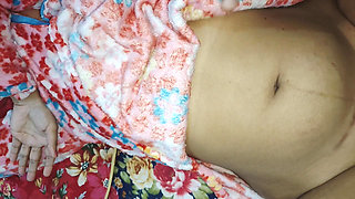 Pakistani Beautiful Neighbors Wife Invite Young College Boy in Home