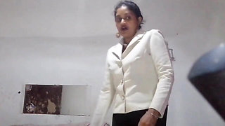 My Real House Maid Was Seducing Me Without a Bra