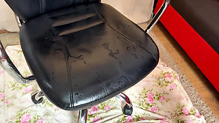 Pee on My Naked Body