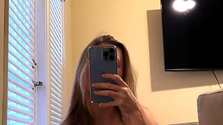 Close up fuck and cumshot