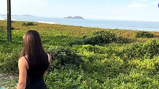 FAMOUS BRAZILIAN MODEL ON THE BEACH AGREED TO GO TO THE