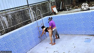 Desi Couple Secret Sex at Swimming Pool Indian Porn