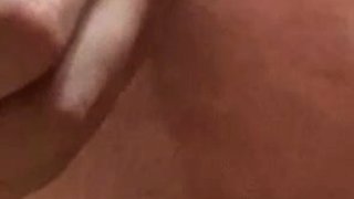 Amateur Close Up Squirting Masturbation