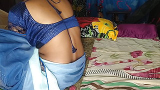 NEWLY MARRIED DESI INDIAN BABHI WAS FIRST TIEM SEX WITH DEVER IN ANEAL FINGRING VIDEO CLEAR HINDI AUDIO AND DIRTY TALK