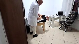 A Milf Gets Fingered By The Proctologist During An Anal Exam