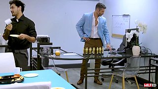 Sv op k: Blowjob, Doggy  Cowgirl Porn