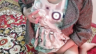 Indian college girl ko ghar bula kar jabar dasti pela