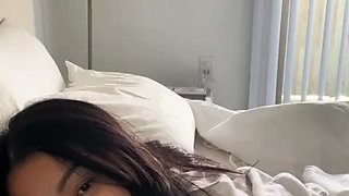 Webcam Asian camgirl testing brand new toy