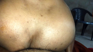 Dudhwali Ko Ghar Me Bula Kar Land Uske Boor Me Daal Kar Jor Jor Se Choda Aur Land Ka Massage Bhi Karaya