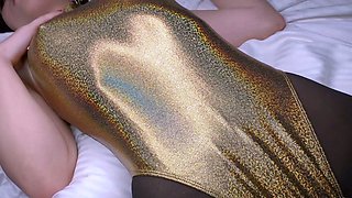 Round ass brunette babe taylor rain masturbating
