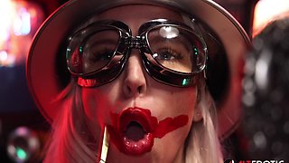 Tattooed blonde Kitt Jones gets off with a vintage toy