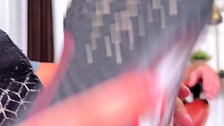 Sweet Toes On Lips And Pure Hunger