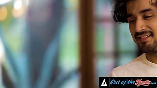 Pleasing Rayveness's big cock action