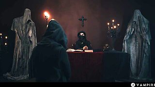 Exciting Amirah Adara - small tits dirt - Vampired