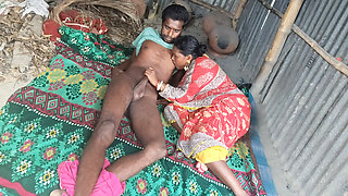 Housewife ki desi style mein chudai hardcore fouking sex