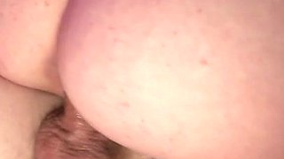 Lea Suce Dans Ce POV Jusqu'a Ce Que Son Ami Jouisse Dans Sa Bouche(2K) - Blowjob