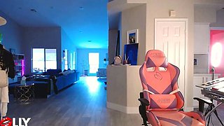 Skinny pierced amateur redhead rough fucking huge toys