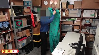 Kinky officer feeding an arab young with pulsating sausager