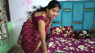 I went to Chachi room because her husband went outside and we share single bed fuck her Full Hindi Viral Video