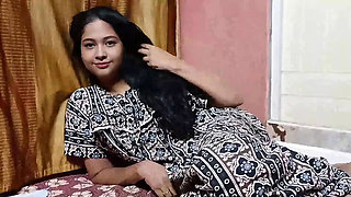 Hot Indian MILF Cheats on Husband with Neighbor - Desi Aunty Fucking