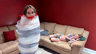 Bondage Babes Escape Hentai