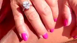 MILF Gets Her Pussy Played with