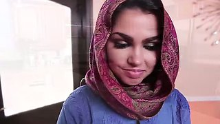 Arab teen Ada gets a warm pussy Cream