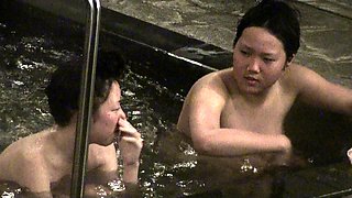 Sweet Japanese babes expose their bodies in the bath house