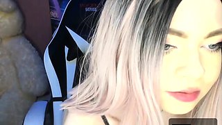 Blonde teen Sierras first erotic masturbation video