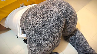 Big Ass Curvy Muslim Hot Stepmom Stuck Under Bed Then She Want Anal Fuck From Me! Episode-1