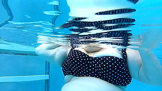Watch BBW Nurse Vicki Exercise in Pool with Underwater Camera See My