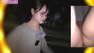 Fragile Heiress Heat as the Natural Rich Beauty Offers Warm Mouth Support Inside a Risky Temporary Booth