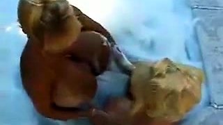 Blonde is flashing her big boobs in the outdoors