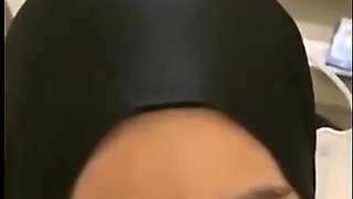 Hijab Malay Sepong Kontol Guru Ditangga Sekolah