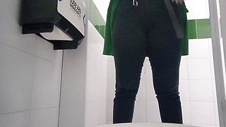 I Put a Camera to Record My Boss in the Bathroom Pissing