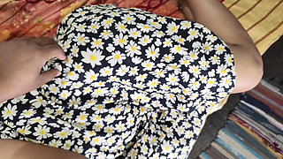 Hot desi indian bhabhi fucking hard and sucking big dick