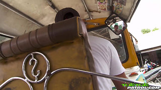 Stunning Thai knows how to pleasure