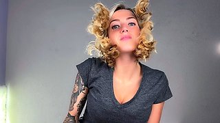 Hawt Blonde Enjoy foot Fetish