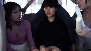 Amateur Asian College Teen Gives Blowjob