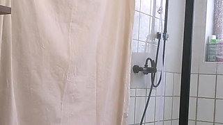 A Full Bag of Water Flowes Into My Little Ass!