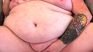 Hot Brunette mature Webcam Masturbation