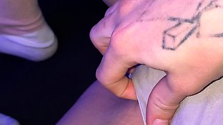 Amateur Close Up Squirting Masturbation